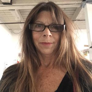 Meet your Posher, Amelia